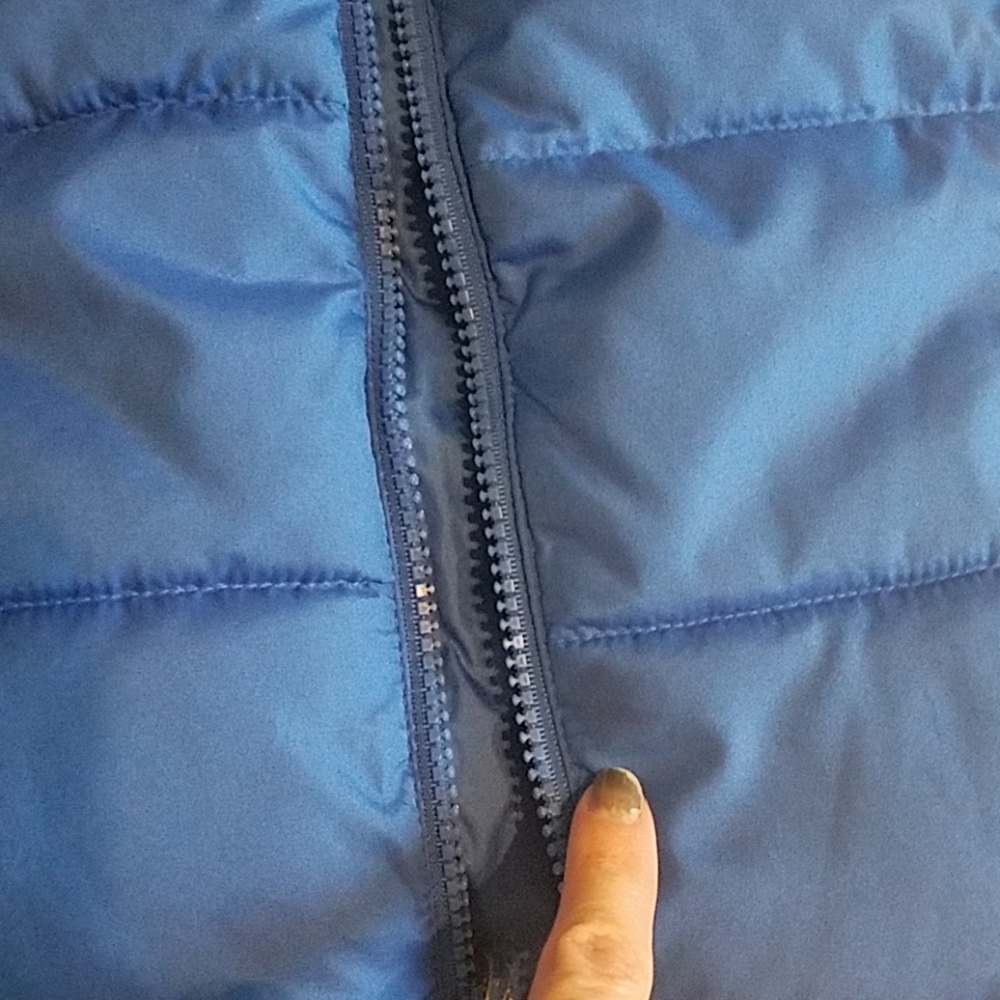 Reversible Vest - Picture 5 of 7